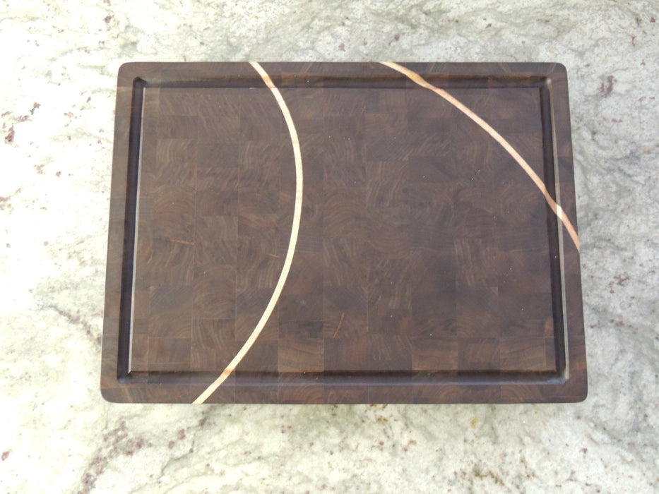 End Grain Walnut Cutting Board With Maple Insert - Artfest Ontario - Kevin's Offcuts - woodwork