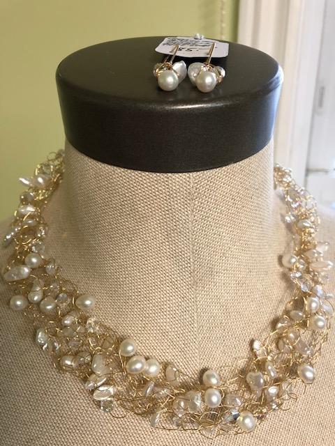 Freshwater Pearl & Swarovski Crystal Crocheted Necklace With Earrings - Artfest Ontario - Creations GDC -