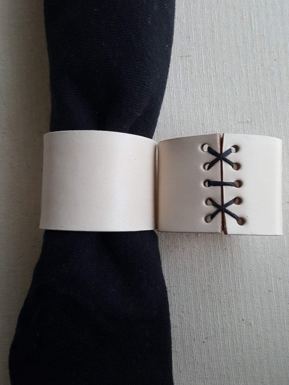 Leather deals napkin rings