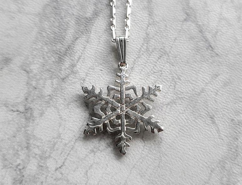 Let It Snow - Sterling Snowflake Pendant on Chain - Artfest Ontario - Delicate Touch Jewellery - Fine Jewellery