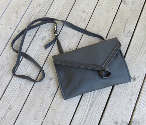 Loop, wide - black with black (shiny) loop - Artfest Ontario - Arrowsmith Leather - Clothing & Accessories