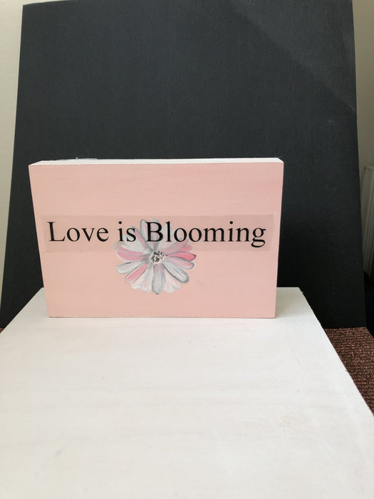 Love is Blooming - Artfest Ontario - Anne Sarac - Paintings -Artwork - Sculpture
