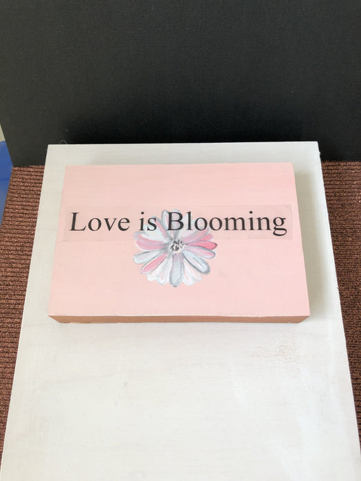 Love is Blooming - Artfest Ontario - Anne Sarac - Paintings -Artwork - Sculpture