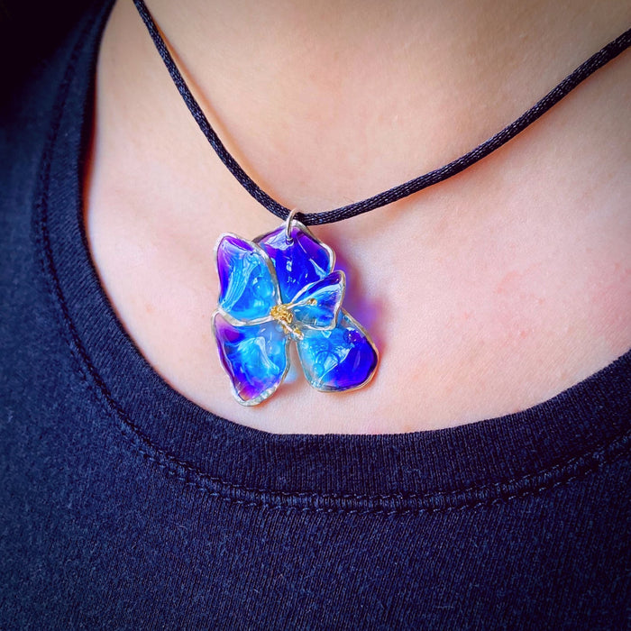 Sterling Silver and Resin Flower Pendant Blue and White - Studio Degas - Artfest Ontario - Studio Degas - Jewelry & Accessories